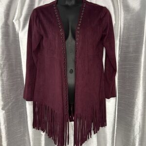 FATE by LFD Faux Suede Open Cardigan Fringe Hem Sleeveless Burgundy Women’s M